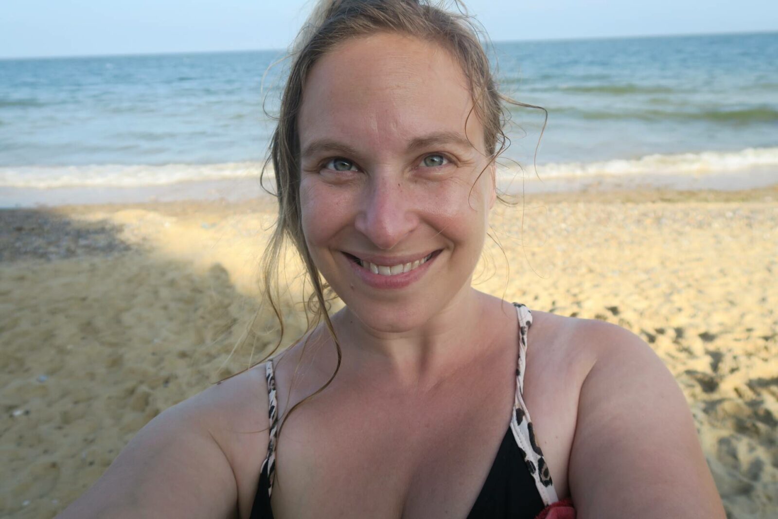 Nữ hộ sinh và Cuộc sống – Tự tin trên Bãi biển