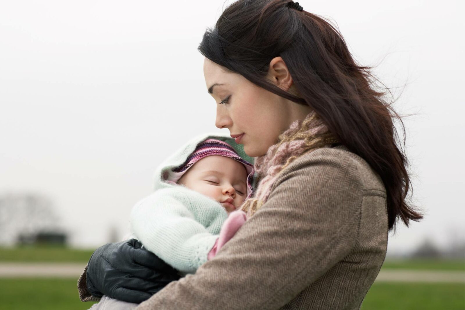 Nữ hộ sinh và Cuộc sống – Hướng dẫn dành cho Cha mẹ về Bảo hiểm Nhân thọ