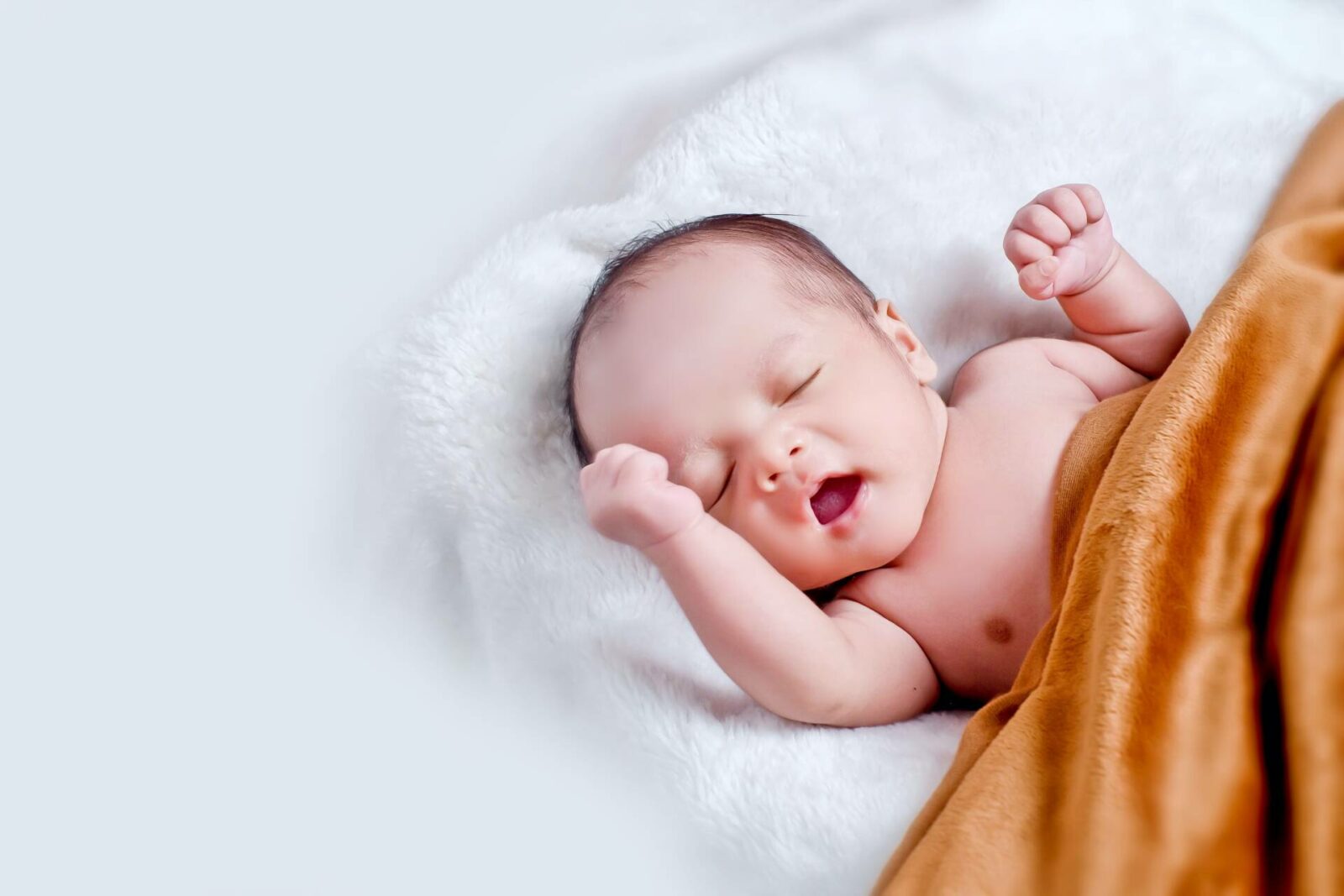 Nữ hộ sinh và Cuộc sống – Cách Chuẩn bị Để Đưa Em bé Sơ sinh về Nhà