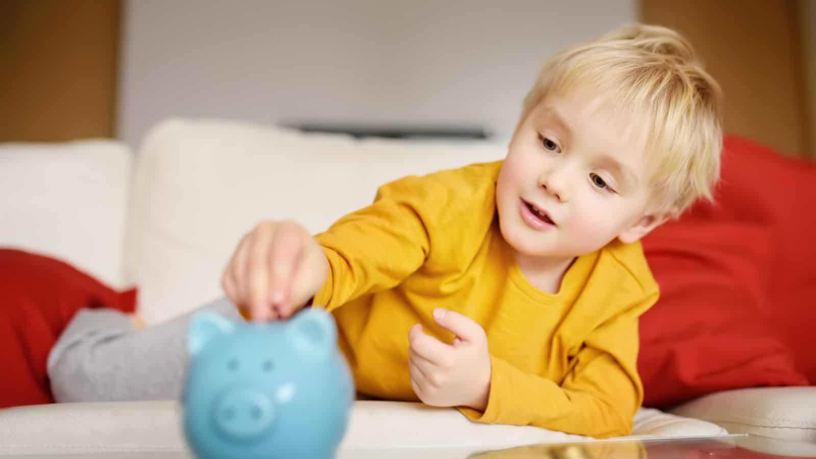 14 cách thông minh để nâng cao năng lực tài chính cho trẻ ngay từ nhỏ